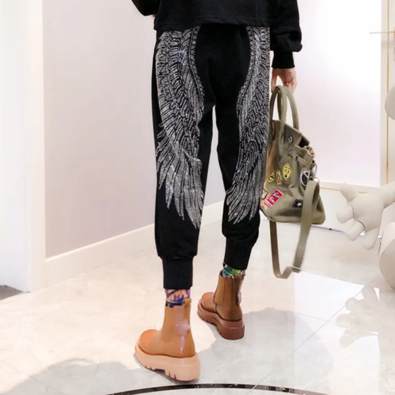Women's Knitted Pants Rhinestone Wings Diamond High Elastic Skinny Stretchy Trousers Fashion Hip Hop Harajuku Female Harem Pants
Women's Knitted Pants Rhinestone Wings Diamond High Elastic Skinny Stretchy Trousers Fashion Hip Hop Harajuku Female Harem Pants