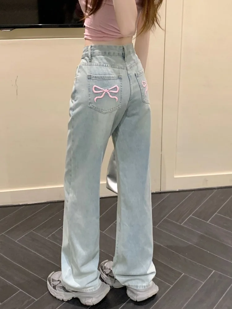 HOUZHOU Sweet Blue Jeans for Women Bow Embroidery Straight Denim Trousers Y2k Vintage Korean Style Baggy High Waist Jeans Casual
HOUZHOU Sweet Blue Jeans for Women Bow Embroidery Straight Denim Trousers Y2k Vintage Korean Style Baggy High Waist Jeans Casual