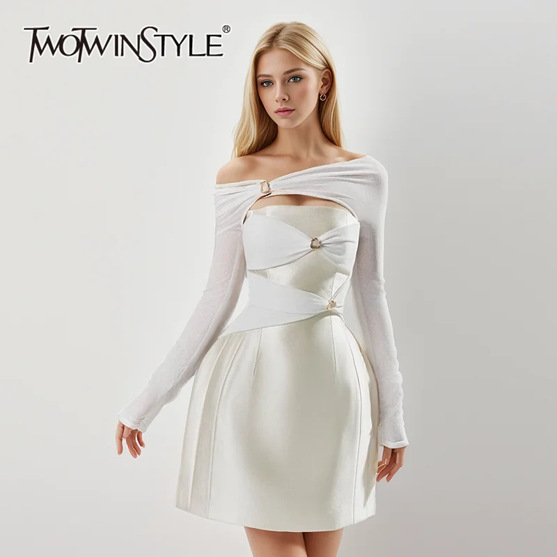 TWOTWINSTYLE Solid Temperament Spliced Folds Dress For Women Slash Neck Long Sleeve Tunic Off Shoulder Dresses Female KDR505366
TWOTWINSTYLE Solid Temperament Spliced Folds Dress For Women Slash Neck Long Sleeve Tunic Off Shoulder Dresses Female KDR505366