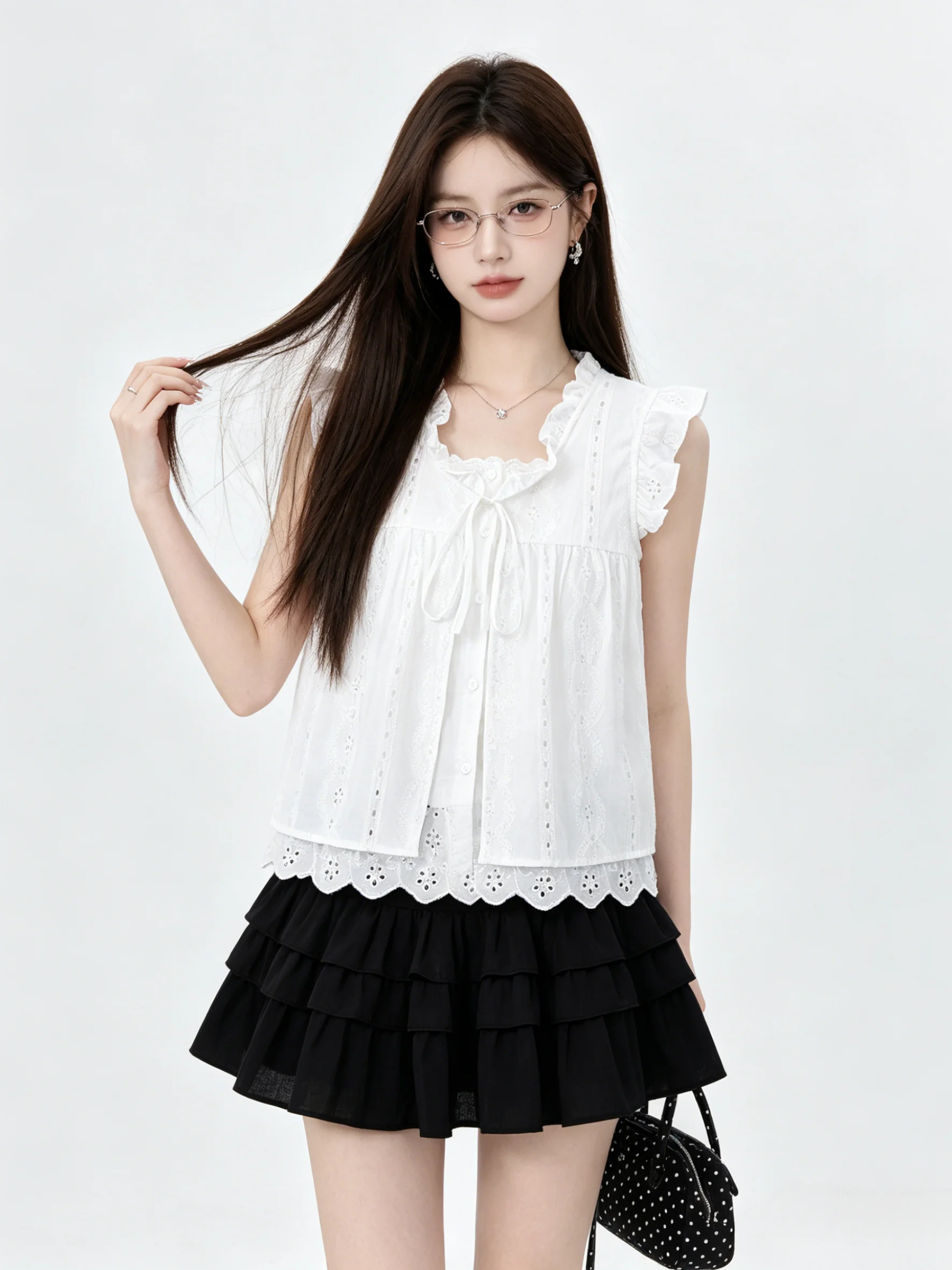 Sweet Elegant Style Hollow out Shirt Summer V-Neck Tie Sleeveless Gentle Flounce Top Korean Loose Fit Short Sleeve Women's Bl...
Sweet Elegant Style Hollow out Shirt Summer V-Neck Tie Sleeveless Gentle Flounce Top Korean Loose Fit Short Sleeve Women's Bl...