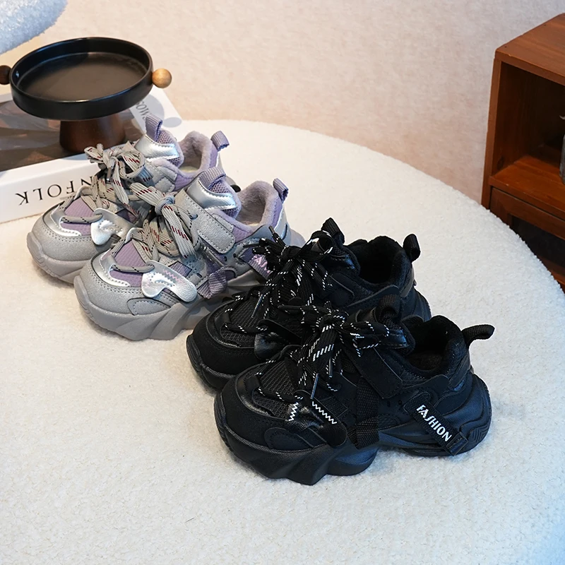 Детская повседневная обувь для девочек и мальчиков, зима 2021, новые модные нескользящие хлопковые кроссовки в корейском стиле с мягкой подошвой
Детская повседневная обувь для девочек и мальчиков, зима 2021, новые модные нескользящие хлопковые кроссовки в корейском стиле с мягкой подошвой