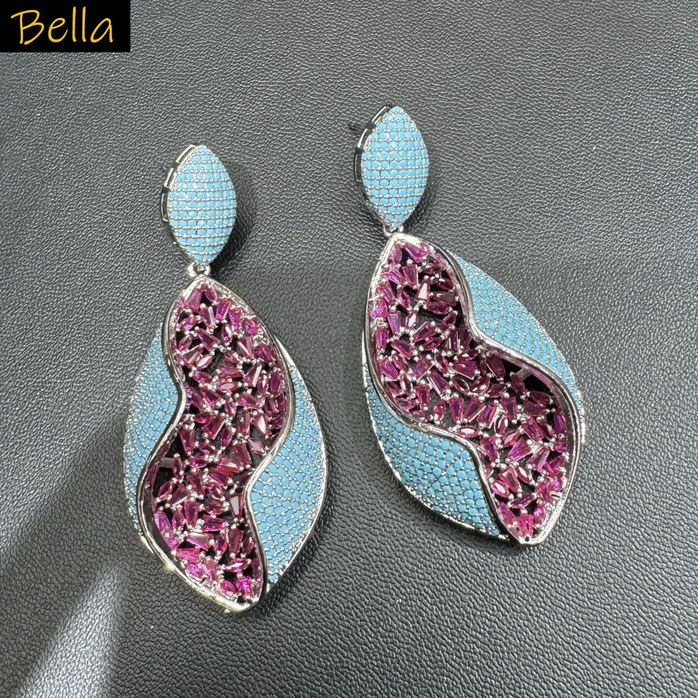 zircon earrings for women luxury jewelry unique design ocal shape pendant green fushia blue gold color earrings gift women
zircon earrings for women luxury jewelry unique design ocal shape pendant green fushia blue gold color earrings gift women