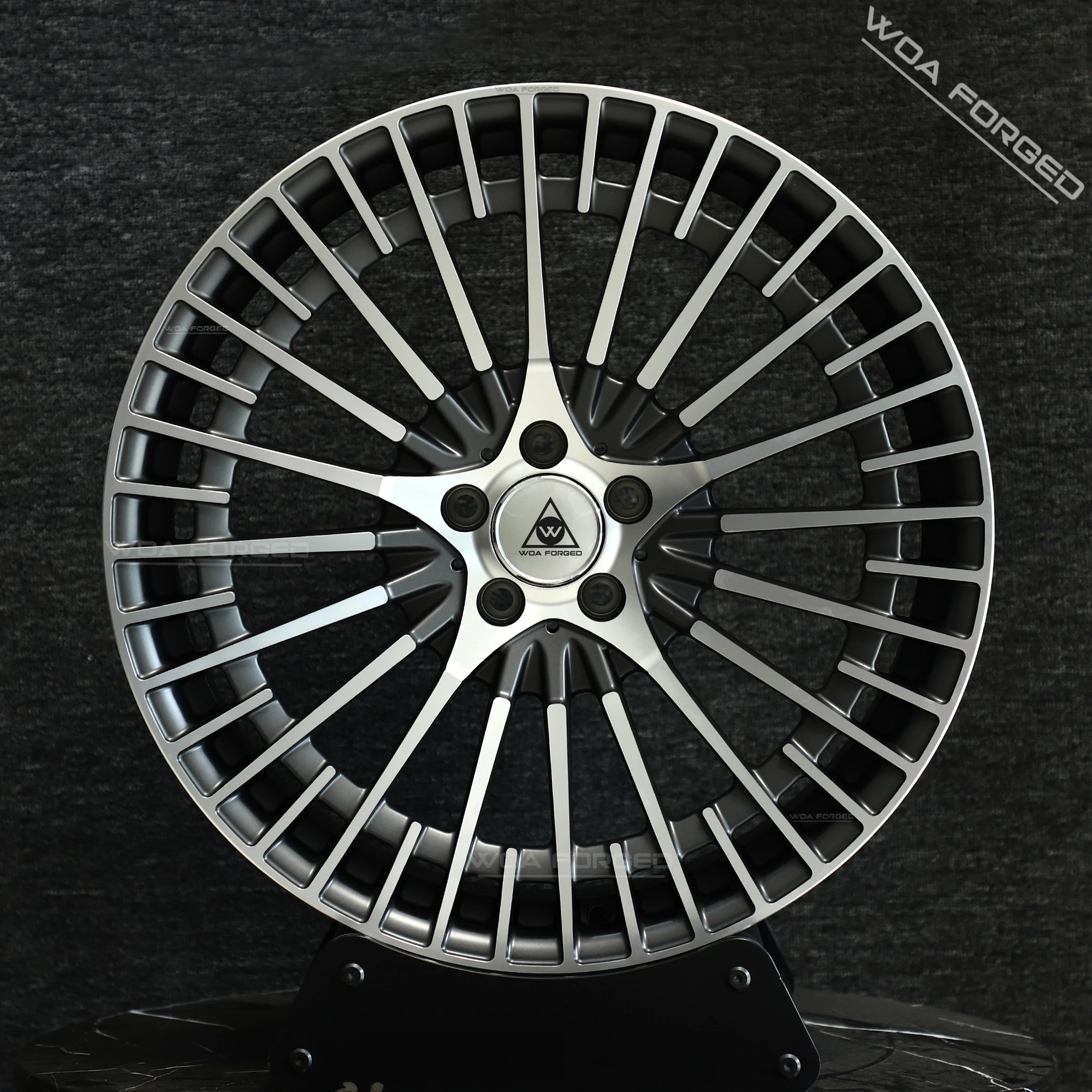 High Quality 5X112 Multiple Spokes Forged Wheel 20 Inch W204 W205 W212 W213 W124 W160 Racing Car Rims Custom PCD 18-26 Inch Cars
High Quality 5X112 Multiple Spokes Forged Wheel 20 Inch W204 W205 W212 W213 W124 W160 Racing Car Rims Custom PCD 18-26 Inch Cars