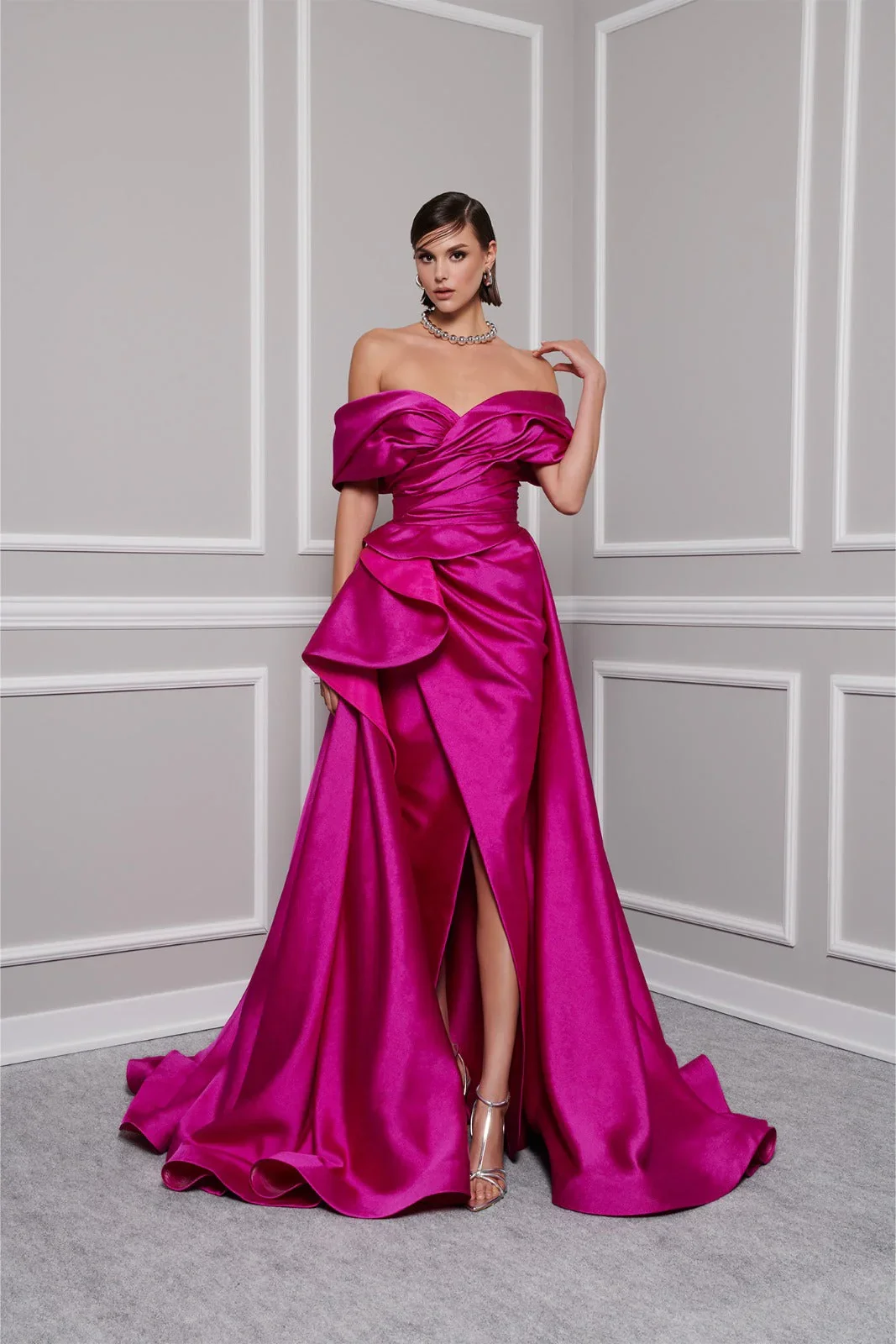 Elegant fuchsia Pleats Off Shoulder Evening Dress Split Pleat Ruffle A Line Sweep Train Formal Cocktail Prom Party Vestidos
Elegant fuchsia Pleats Off Shoulder Evening Dress Split Pleat Ruffle A Line Sweep Train Formal Cocktail Prom Party Vestidos