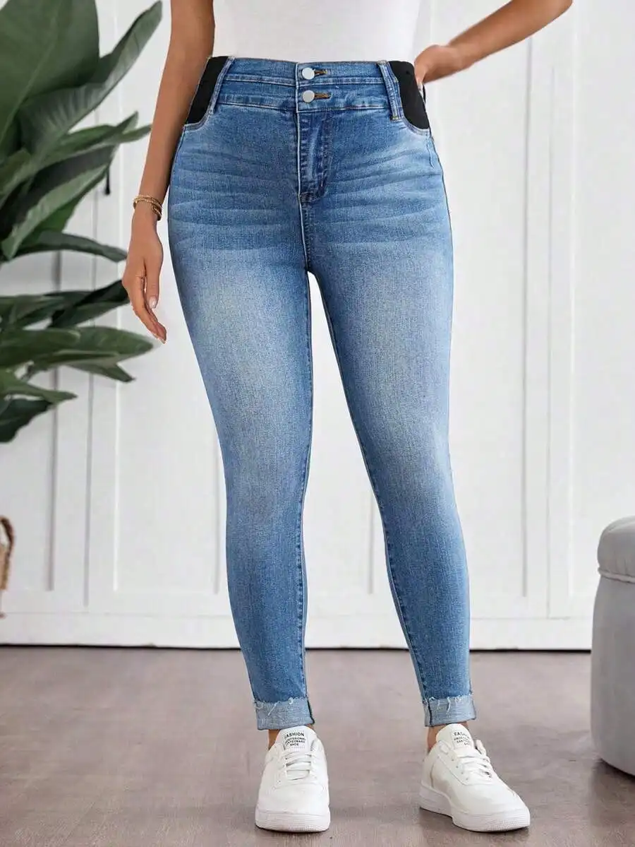 Maternity High Waist Slim Fit Stretch Denim Jeans Cuffed Blue Wash
Maternity High Waist Slim Fit Stretch Denim Jeans Cuffed Blue Wash
