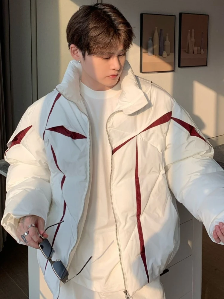  Высококачественное зимнее пальто с цветными блоками для мужчин, дышащая утепленная куртка-хлеб с антиветровой тканью
Высококачественное зимнее пальто с цветными блоками для мужчин, дышащая утепленная куртка-хлеб с антиветровой тканью 