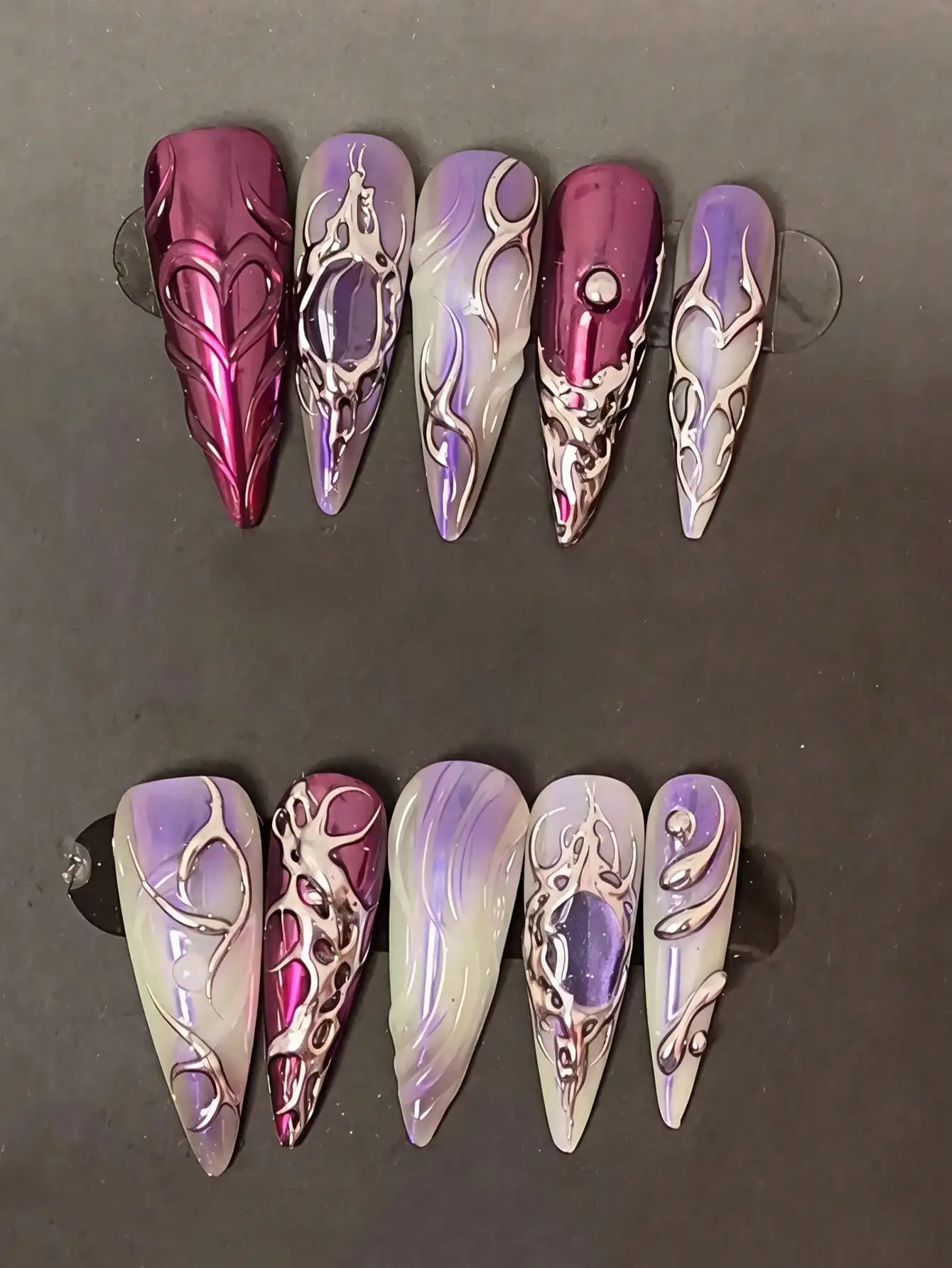 Ten Purple Retro Gothic Handmade Nail Stickers, False Nails, Luxurious Retro False Nails, European And American Hot Girl False Nails, Elegant Gifts For Ladies, Reusable False Nails, Suitable For Girls And Ladies To Wear To Parties And In Daily Life.
Ten Purple Retro Gothic Handmade Nail Stickers, False Nails, Luxurious Retro False Nails, European And American Hot Girl False Nails, Elegant Gifts For Ladies, Reusable False Nails, Suitable For Girls And Ladies To Wear To Parties And In Daily Life.