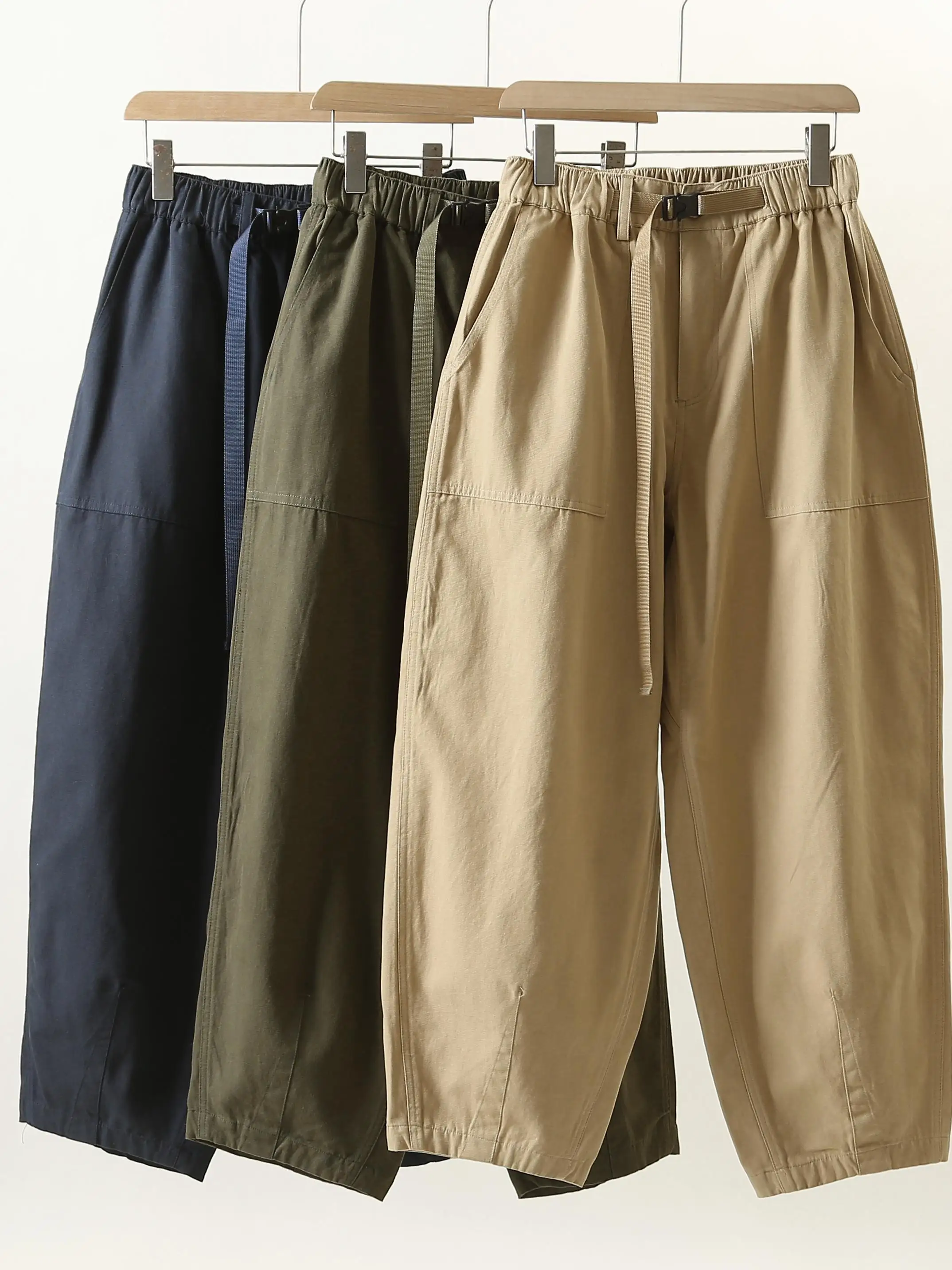 Рабочие брюки в стиле ретро, свободные повседневные хлопковые брюки, мужские модные универсальные длинные брюки с широкими штанинами, весенне-осенняя одежда
Рабочие брюки в стиле ретро, свободные повседневные хлопковые брюки, мужские модные универсальные длинные брюки с широкими штанинами, весенне-осенняя одежда