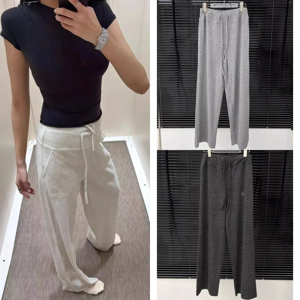2025 New Women's Wear Belt Lazy Relaxed Sense Knitted Pants Soft Waxy Texture Sports Casual Droop Wide-legged Pants
2025 New Women's Wear Belt Lazy Relaxed Sense Knitted Pants Soft Waxy Texture Sports Casual Droop Wide-legged Pants
