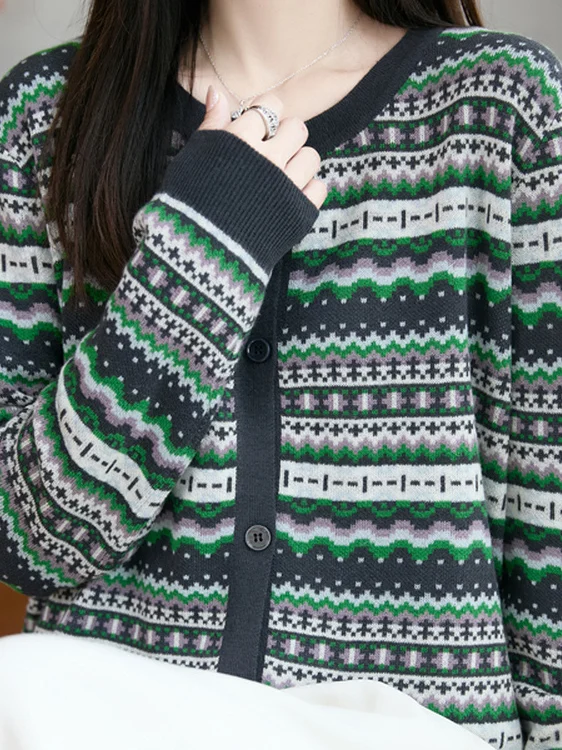 Retro Knitted Short Cardigan Women's Loose Base Layer Top Fashionable Age-Defying 2026 New Style Commute Simple Geometry Pattern
Retro Knitted Short Cardigan Women's Loose Base Layer Top Fashionable Age-Defying 2026 New Style Commute Simple Geometry Pattern