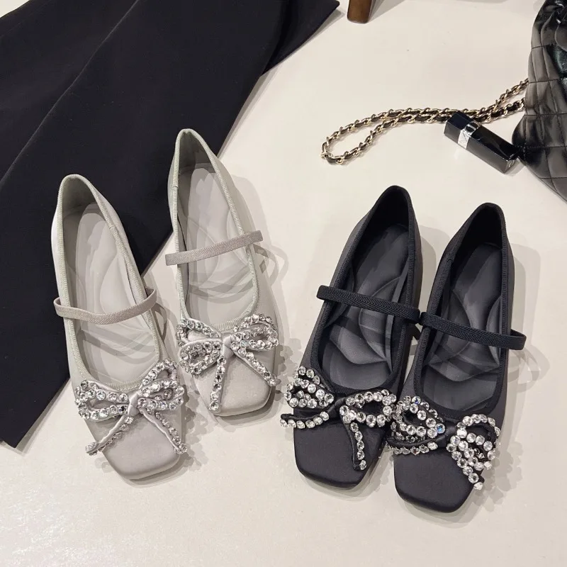 Women Flats French Style Square Head Rhinestone Bow Shallow Mouth Single Shoe Comfort Soft Soled Ballet Flat Shoes Zapatos Mujer
Women Flats French Style Square Head Rhinestone Bow Shallow Mouth Single Shoe Comfort Soft Soled Ballet Flat Shoes Zapatos Mujer