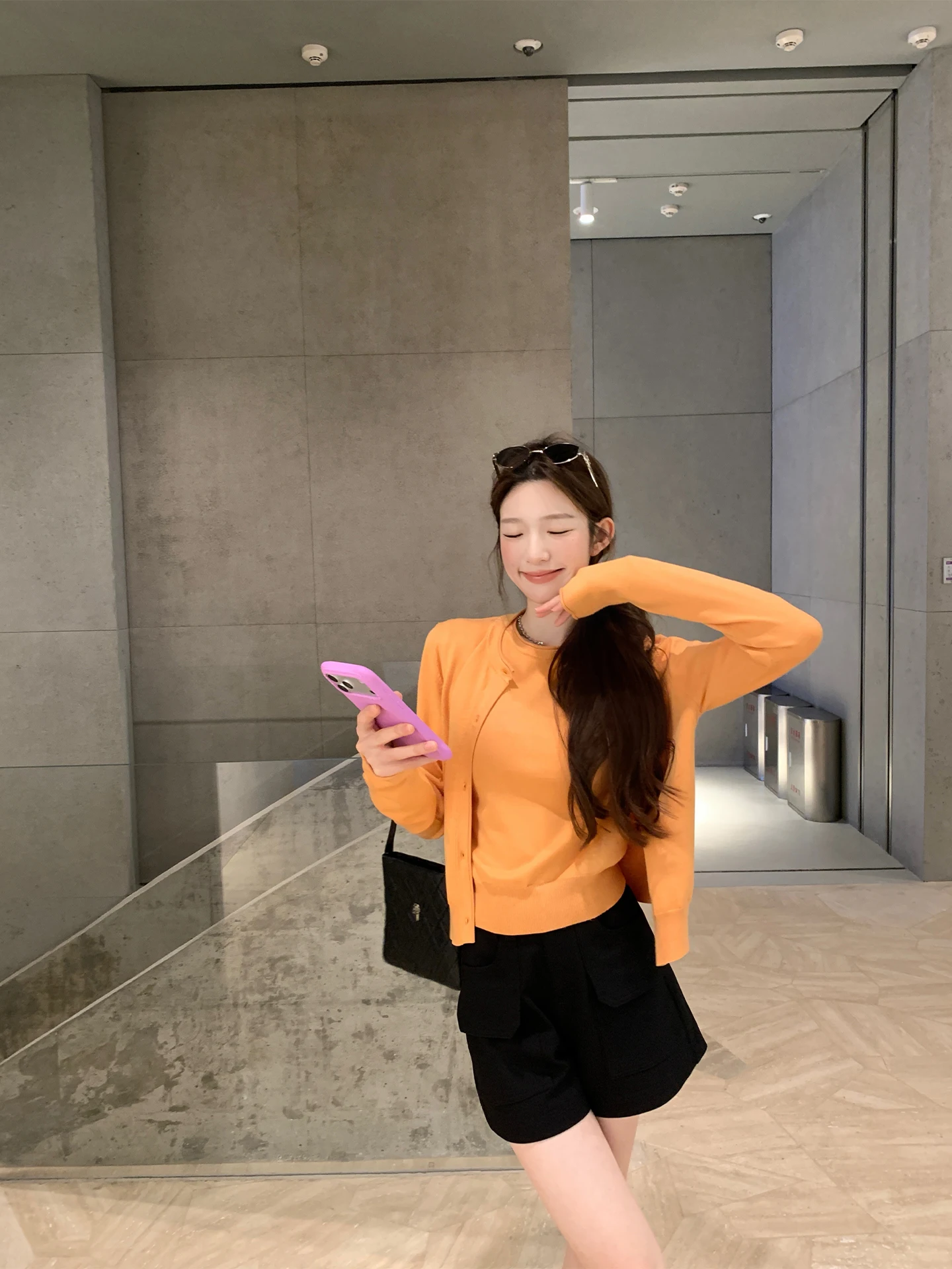 AAAAXBBB Tri-Color Suit Shorts Casual Loose Pants with Pockets High Waist Zipper Fly City Walk Suitable Women's Leisure Pants
AAAAXBBB Tri-Color Suit Shorts Casual Loose Pants with Pockets High Waist Zipper Fly City Walk Suitable Women's Leisure Pants