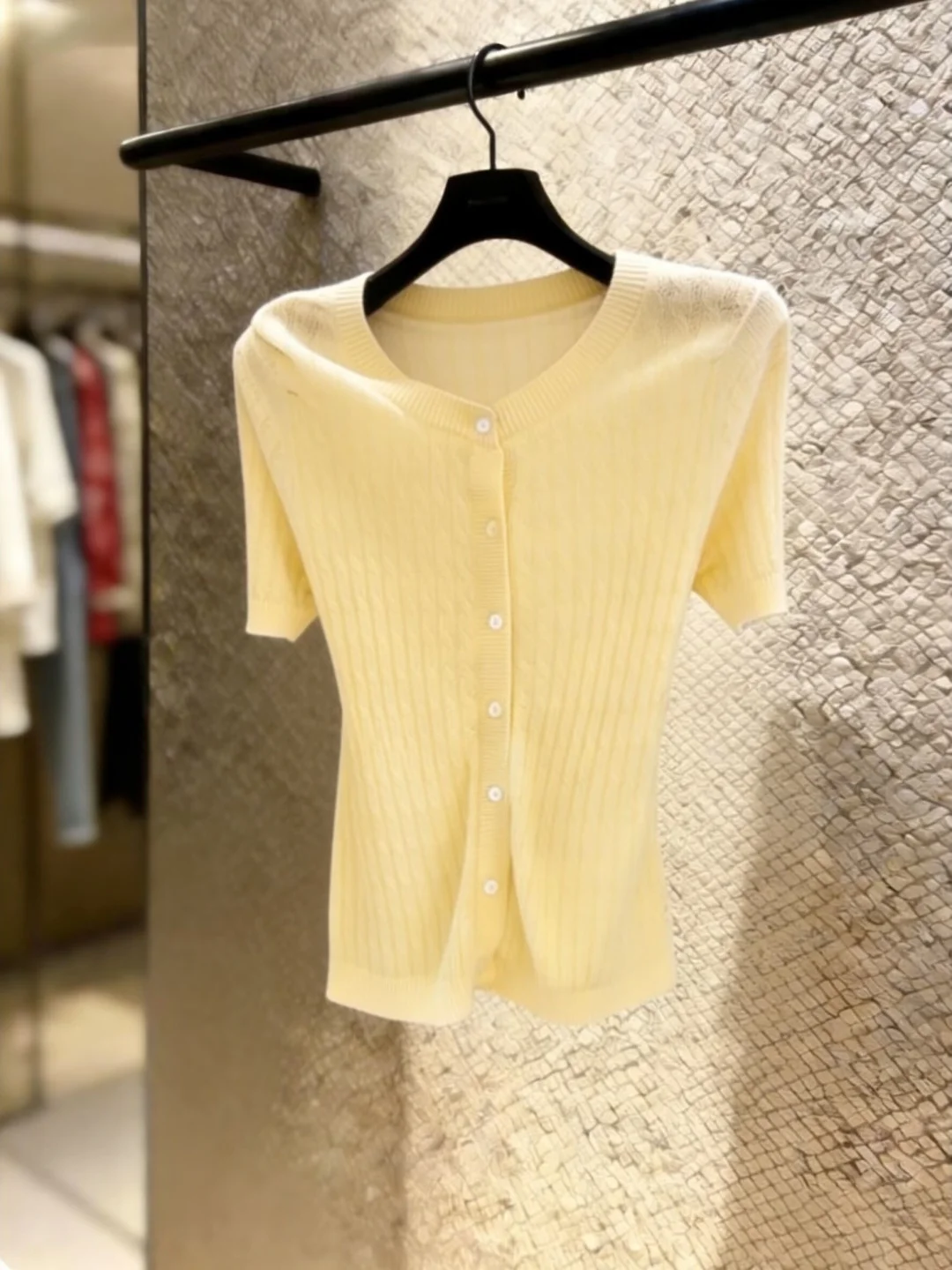Elegant Yellow Knitted Short Sleeve round Neck Open Cardigan Women's Slimming Top Spring Summer Thin Fashionable Casual Wear
Elegant Yellow Knitted Short Sleeve round Neck Open Cardigan Women's Slimming Top Spring Summer Thin Fashionable Casual Wear