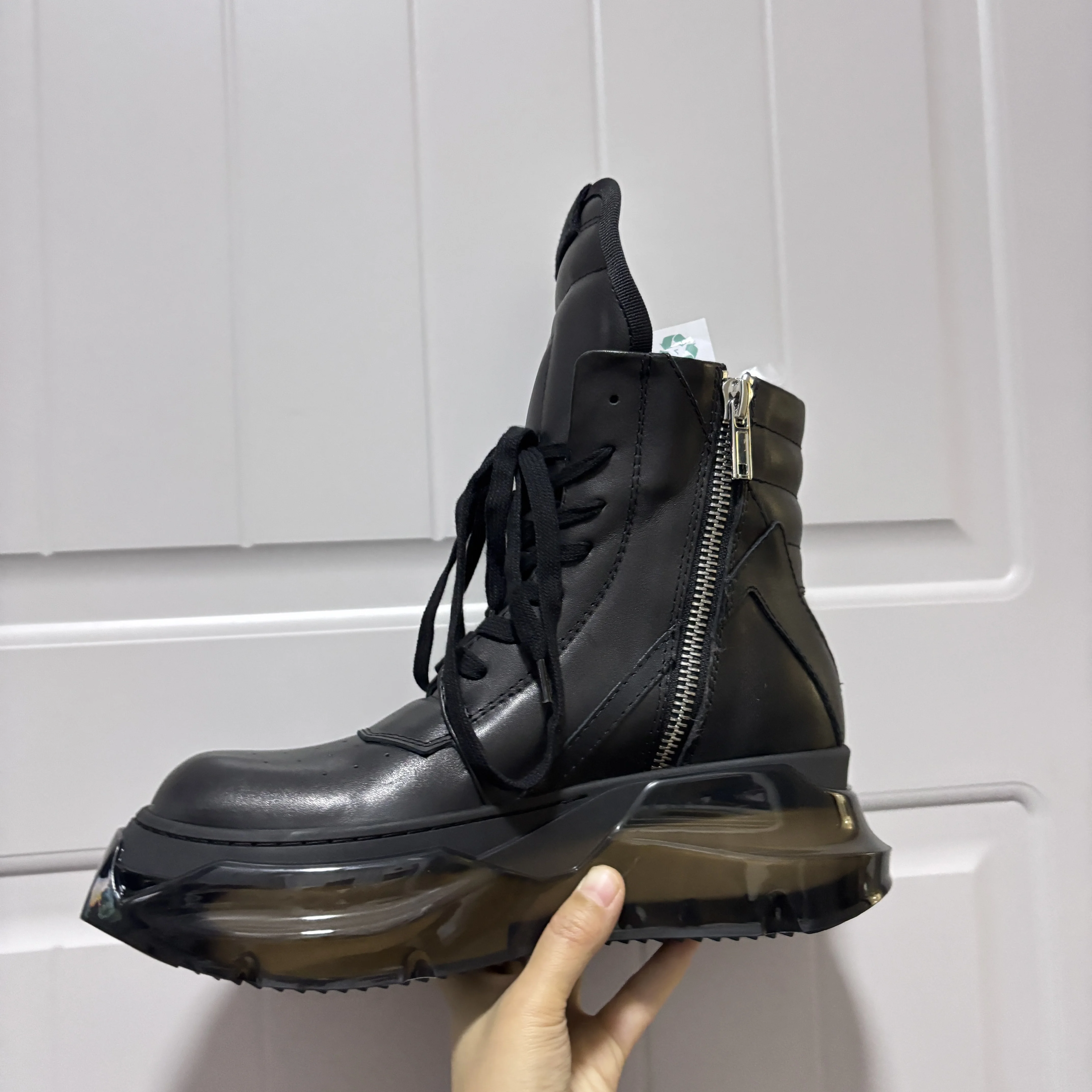 Men Ankle Boots Genuine Leather Thick Sole Platform Increase Men'Casual Shoes Retro High Street Vintage Luxury Designers Shoe
Men Ankle Boots Genuine Leather Thick Sole Platform Increase Men'Casual Shoes Retro High Street Vintage Luxury Designers Shoe