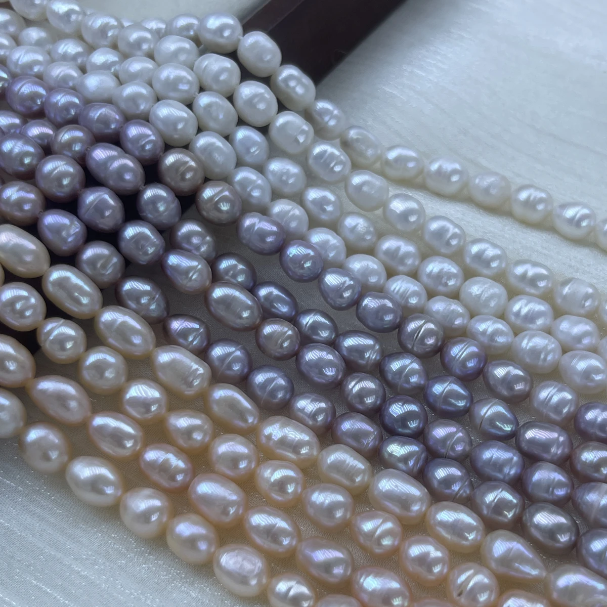AA 5-6mm Natural Freshwater Pearls White Purple Pink Rice Beads for Jewelry Making Supplies DIY Necklace Bracelet Accessories
AA 5-6mm Natural Freshwater Pearls White Purple Pink Rice Beads for Jewelry Making Supplies DIY Necklace Bracelet Accessories