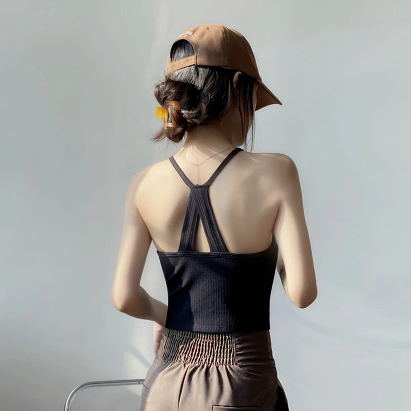 Женский летний топ на тонких бретельках с красивым встроенным бюстгальтером и подушечками для груди, нижнее белье, топ-халтер
Женский летний топ на тонких бретельках с красивым встроенным бюстгальтером и подушечками для груди, нижнее белье, топ-халтер