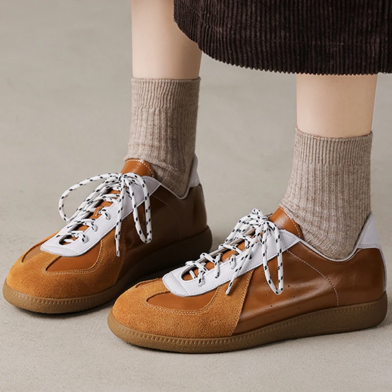 2026 Top Quality Women's Loafers Round Toe Suede Leather Lace-up Flats Comfortable Summer Daily Walking Driving Shoes Casual
2026 Top Quality Women's Loafers Round Toe Suede Leather Lace-up Flats Comfortable Summer Daily Walking Driving Shoes Casual