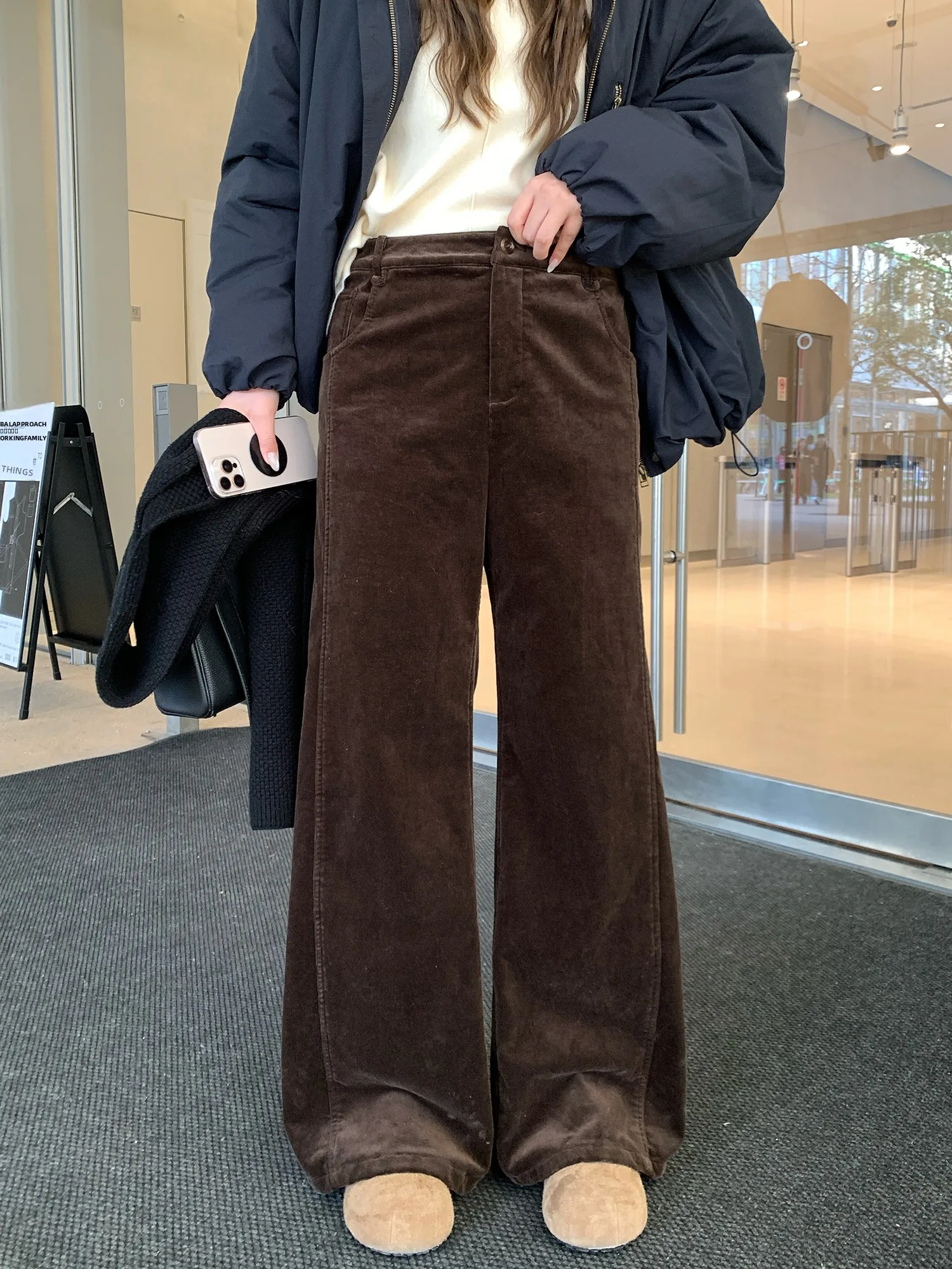 NAZ plus Size Corduroy Fce Lined Wide Leg Pants High Waist Straight Cut Women's Loose Fit Casual Trousers Retro Sle
NAZ plus Size Corduroy Fce Lined Wide Leg Pants High Waist Straight Cut Women's Loose Fit Casual Trousers Retro Sle