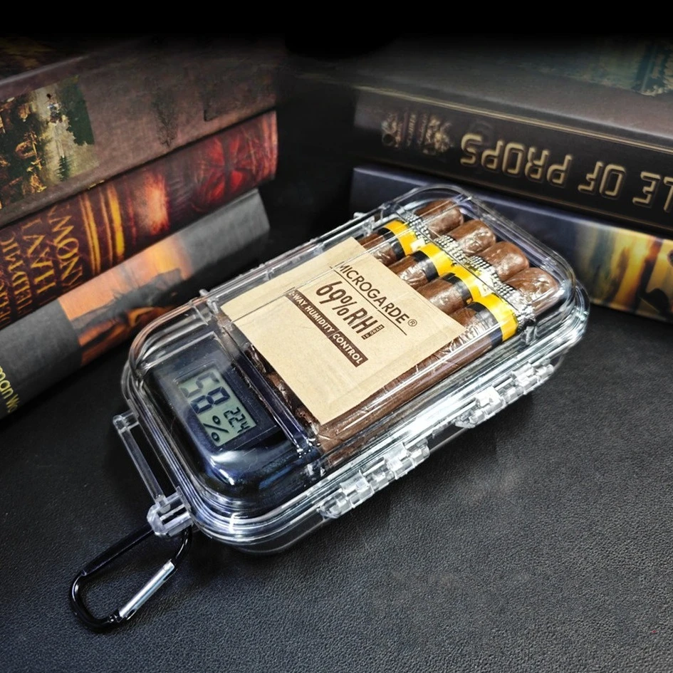 Водонепроницаемый туристический хьюмидор — портативный прозрачный портсигар, герметичный и герметичный 
Водонепроницаемый туристический хьюмидор — портативный прозрачный портсигар, герметичный и герметичный