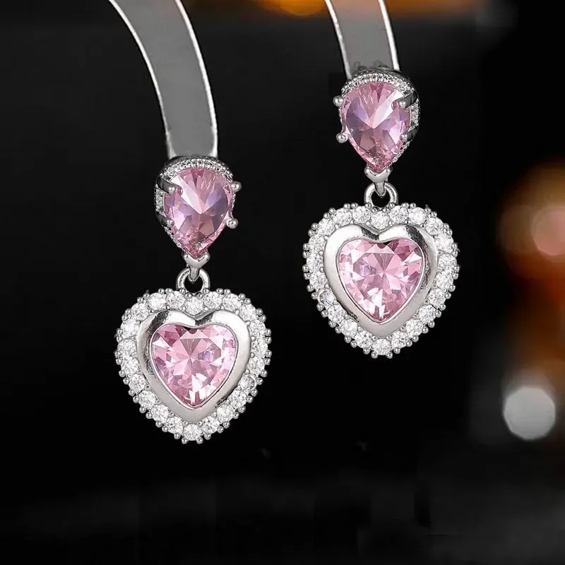 Sweet and girlish, fresh earrings s925 silver needle zirconia set with simple, small and elegant heart-shaped stud earrings
Sweet and girlish, fresh earrings s925 silver needle zirconia set with simple, small and elegant heart-shaped stud earrings