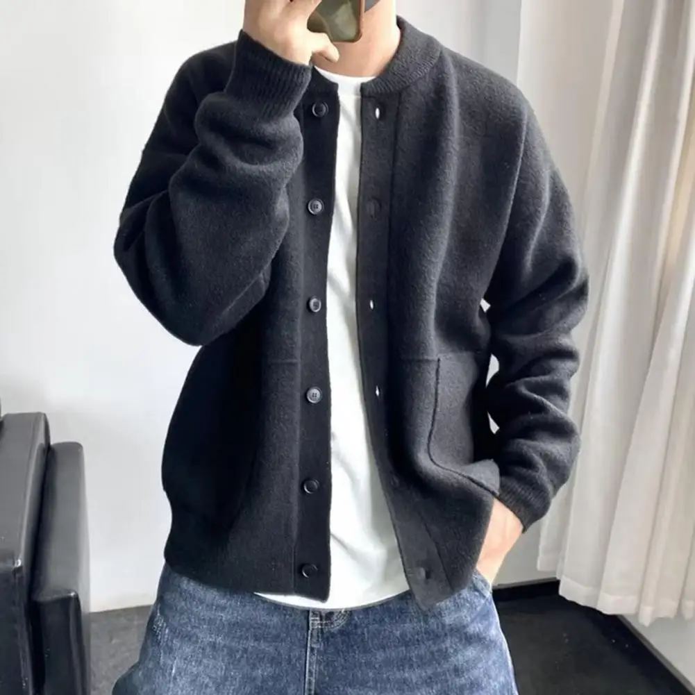 Men Sweater Coat Round Neck Knit Coat Pockets Single-breasted Cardigan Long Sleeve Knitted Thick Warm Men Sweater sueteres 니트
Men Sweater Coat Round Neck Knit Coat Pockets Single-breasted Cardigan Long Sleeve Knitted Thick Warm Men Sweater sueteres 니트