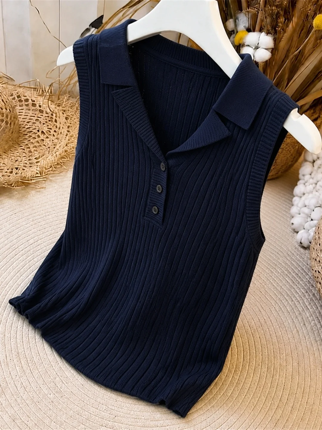 Summer Design Ice Silk Knitted Vest Minimalist Elegant Fashionable Versatile Commute Top Women's plus Size Straight Cut Inner...
Summer Design Ice Silk Knitted Vest Minimalist Elegant Fashionable Versatile Commute Top Women's plus Size Straight Cut Inner...
