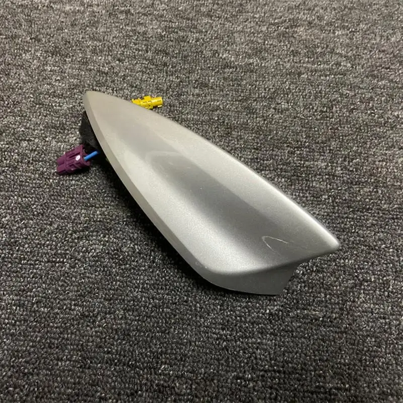 For 19-20 Chevrolet Chevy Monza Shark Fin Roof Antenna car rood decorative antenna cap roof aerial accessories with adhesive
For 19-20 Chevrolet Chevy Monza Shark Fin Roof Antenna car rood decorative antenna cap roof aerial accessories with adhesive
