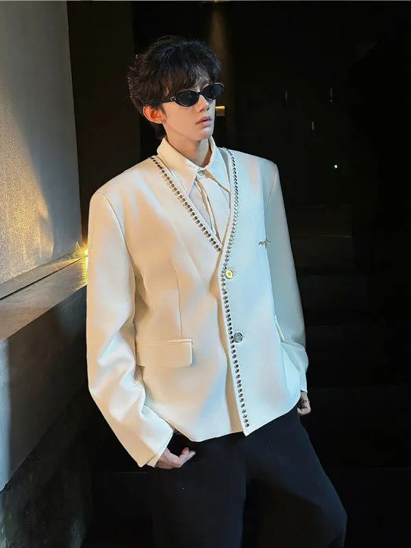 Мужской пиджак ручной работы с V-образным вырезом, осенний, модный, повседневный, из полиэстера, с длинным рукавом, однотонный
Мужской пиджак ручной работы с V-образным вырезом, осенний, модный, повседневный, из полиэстера, с длинным рукавом, однотонный