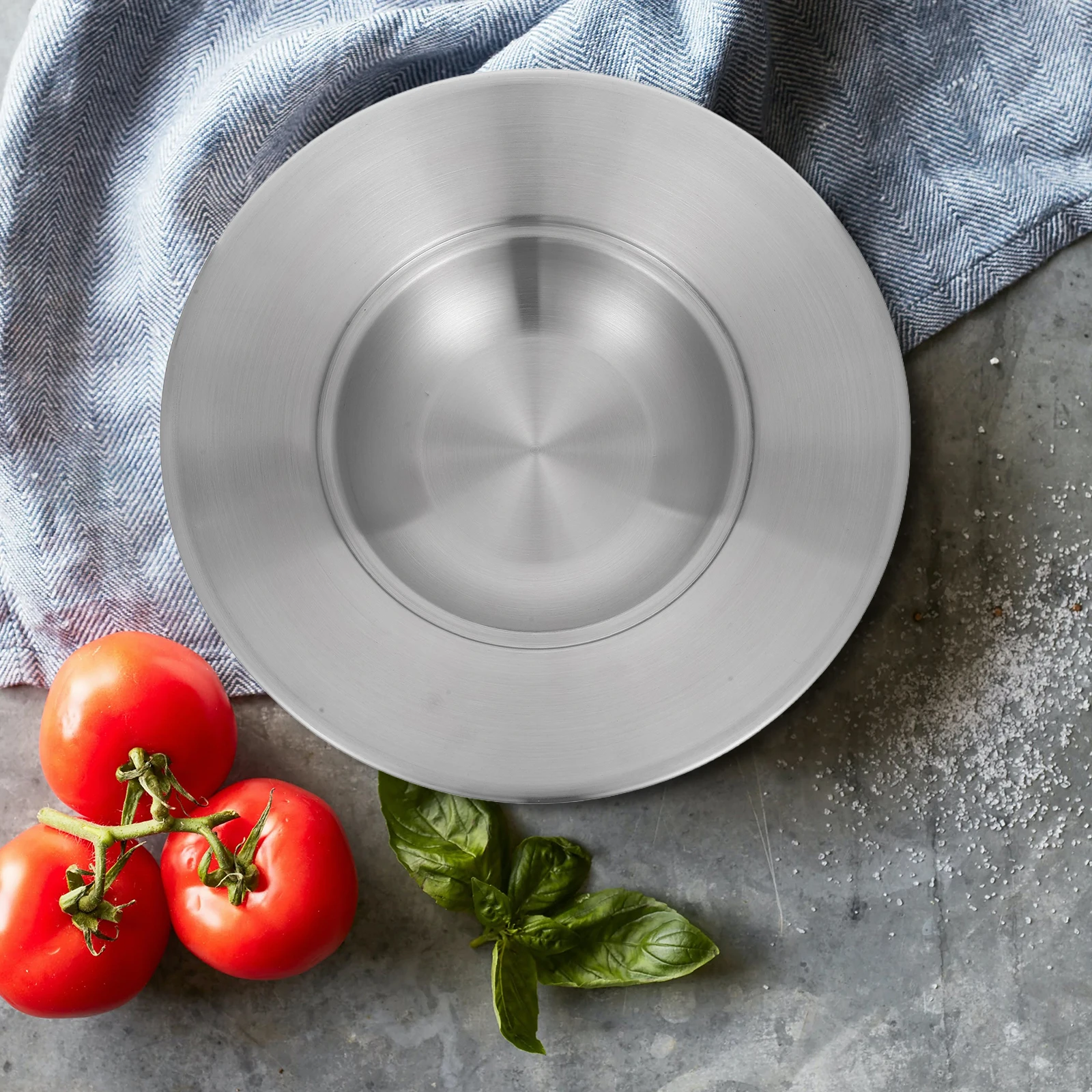 Stainless Steel Pasta Soup Noodle Bowl With Rim Multifunctional Serving Bowl For Desserts Kids Instant Noodles
Stainless Steel Pasta Soup Noodle Bowl With Rim Multifunctional Serving Bowl For Desserts Kids Instant Noodles