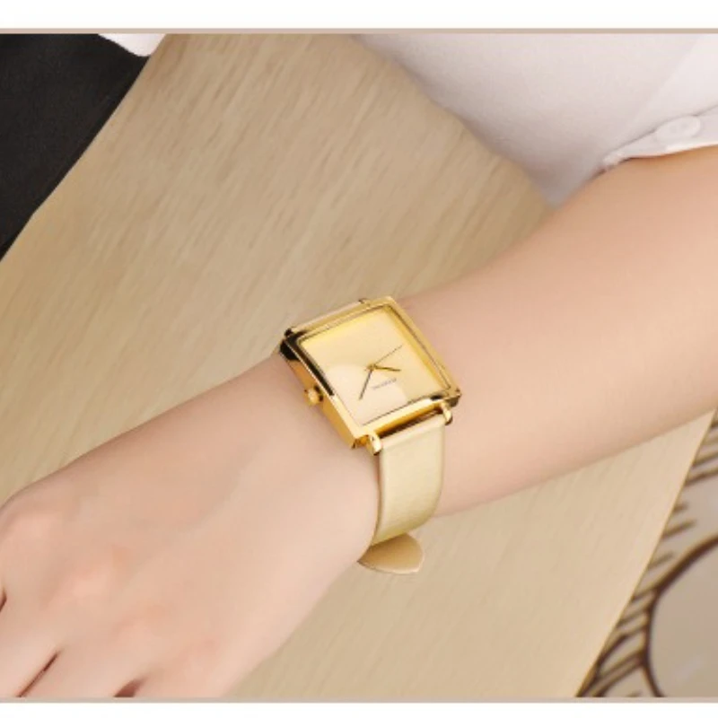 Модные квадратные женские часы с большим циферблатом, минималистичные кожаные кварцевые часы, креативные наручные часы, стильные женские часы для платья
Модные квадратные женские часы с большим циферблатом, минималистичные кожаные кварцевые часы, креативные наручные часы, стильные женские часы для платья