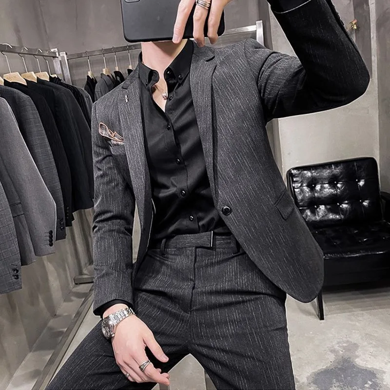 CH605 suits slim fit Korean style trendy casual suits men's formal wear groom wedding dress
CH605 suits slim fit Korean style trendy casual suits men's formal wear groom wedding dress