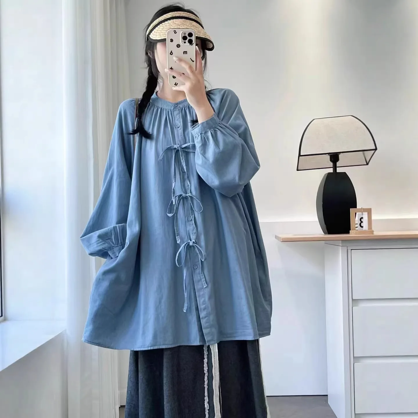 SuperAen Solid-color Long-sleeved Shirts 2026 Spring New Simple Elegant Stand-up Collar Design Casual Sweet Mid-length Shirts
SuperAen Solid-color Long-sleeved Shirts 2026 Spring New Simple Elegant Stand-up Collar Design Casual Sweet Mid-length Shirts