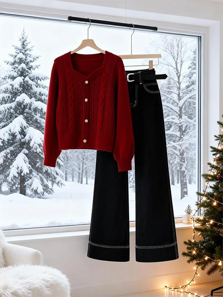Red V-Neck Warm Knitwear Coat 2026 Year Women's Style Fashionable Breathable Short Sleeve Top for Autumn Winter
Red V-Neck Warm Knitwear Coat 2026 Year Women's Style Fashionable Breathable Short Sleeve Top for Autumn Winter