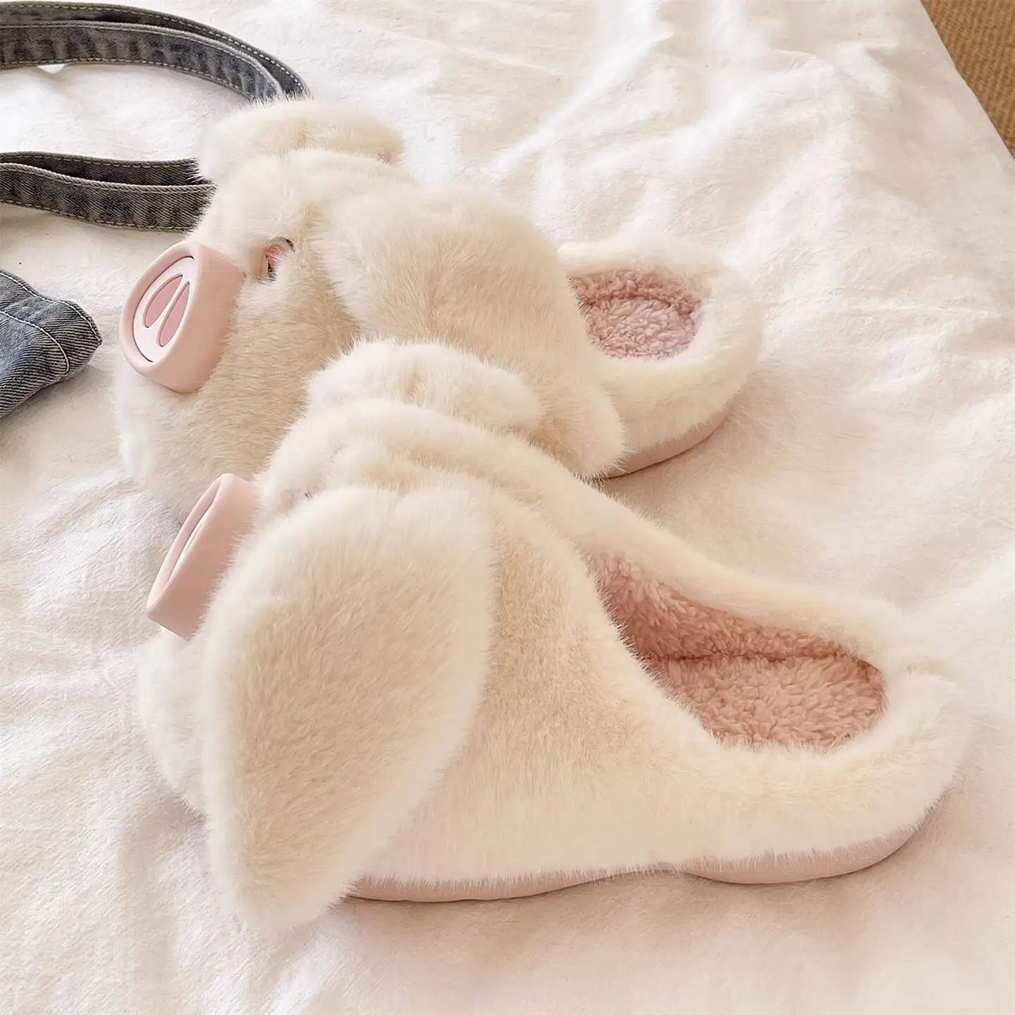 2025 autumn Winter Women's Cute Pig Cotton Slippers Warm Non Slip Thick Soled Half Cover Heel Indoor Postpartum Slippers
2025 autumn Winter Women's Cute Pig Cotton Slippers Warm Non Slip Thick Soled Half Cover Heel Indoor Postpartum Slippers