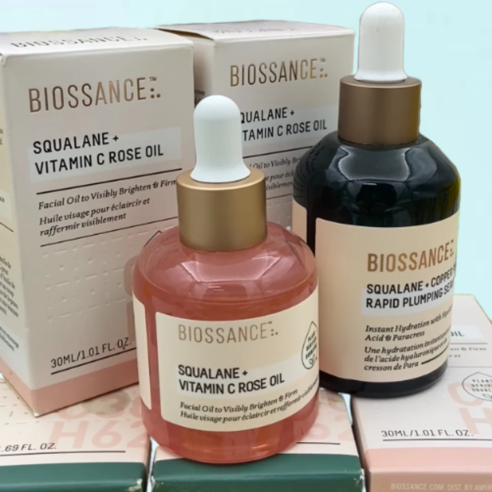 BIOSSANCE Squalane Essence Oil - Эссенция с витамином С, розовым маслом и пептидом меди для быстрого упругости кожи, осветления, подтягивания и увлажнения.
BIOSSANCE Squalane Essence Oil - Эссенция с витамином С, розовым маслом и пептидом меди для быстрого упругости кожи, осветления, подтягивания и увлажнения.