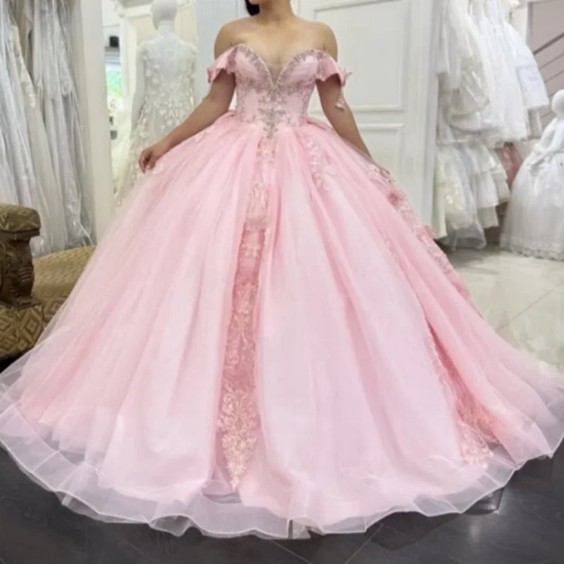 Pink Quinceanera Dresses Off Shoulder Ball Gown Sweet 16 Dress Applique Lace Beads Bow Tull Birthday Party Vestidos 15 De Anos
Pink Quinceanera Dresses Off Shoulder Ball Gown Sweet 16 Dress Applique Lace Beads Bow Tull Birthday Party Vestidos 15 De Anos