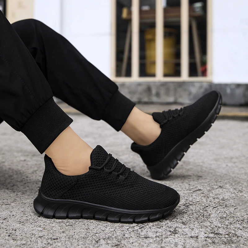 Damyuan/Новые мужские кроссовки, удобная обувь на платформе, трендовая вулканизированная обувь 2025 года на шнуровке, черные повседневные кроссовки Zapatillas
Damyuan/Новые мужские кроссовки, удобная обувь на платформе, трендовая вулканизированная обувь 2025 года на шнуровке, черные повседневные кроссовки Zapatillas