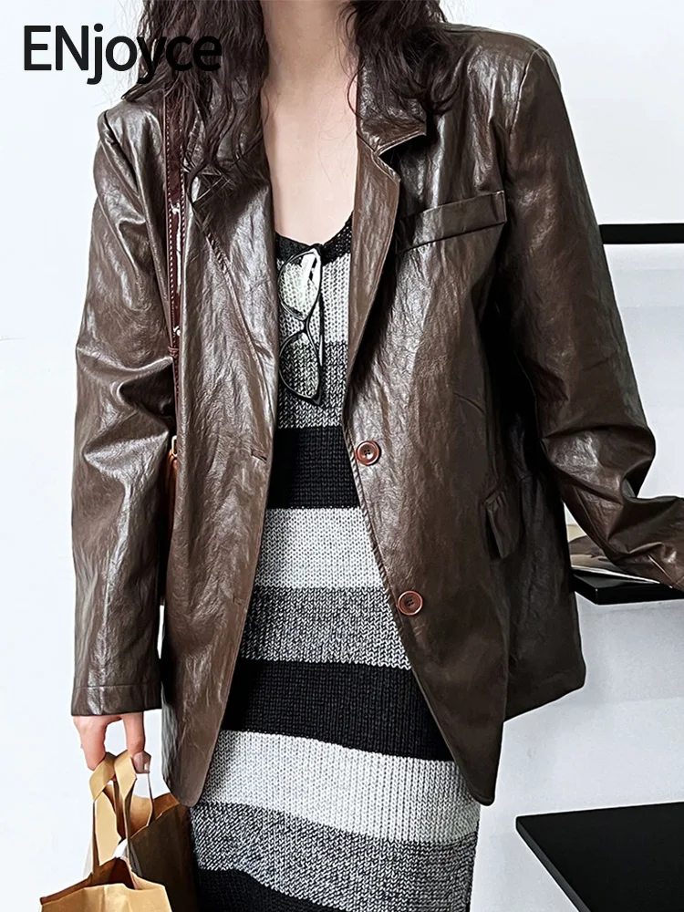 ENjoyce 2023 Autumn Women Vintage Faux Soft PU Leather Suit Jacket Korean Fashion Turn-down Collar Punk Blazer Coat Workwear
ENjoyce 2023 Autumn Women Vintage Faux Soft PU Leather Suit Jacket Korean Fashion Turn-down Collar Punk Blazer Coat Workwear