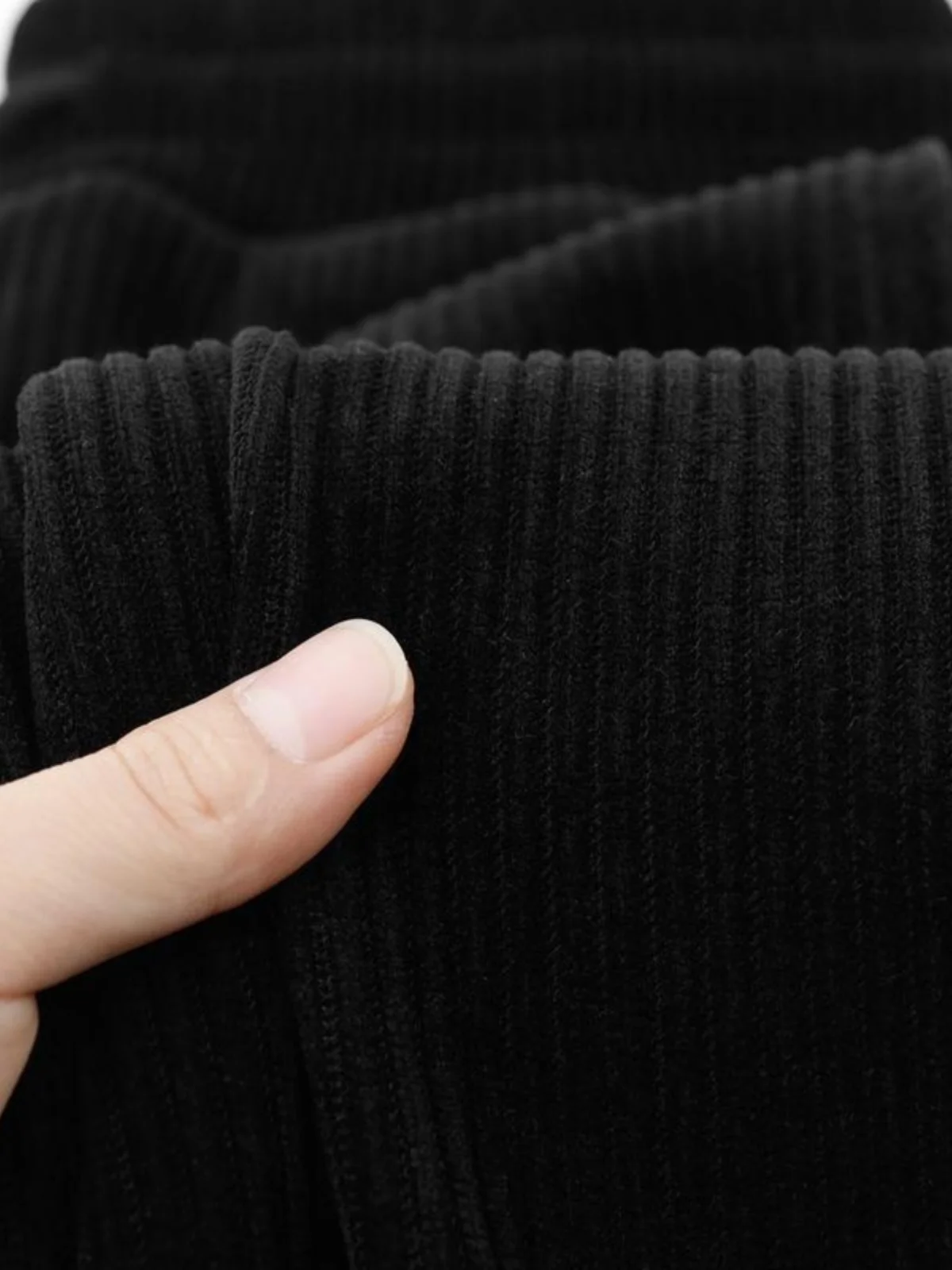 Очень большие вельветовые мужские повседневные брюки с 300 каусом, свободные прямые спортивные штаны с широкими штанинами, осенний сезон, дышащие
Очень большие вельветовые мужские повседневные брюки с 300 каусом, свободные прямые спортивные штаны с широкими штанинами, осенний сезон, дышащие