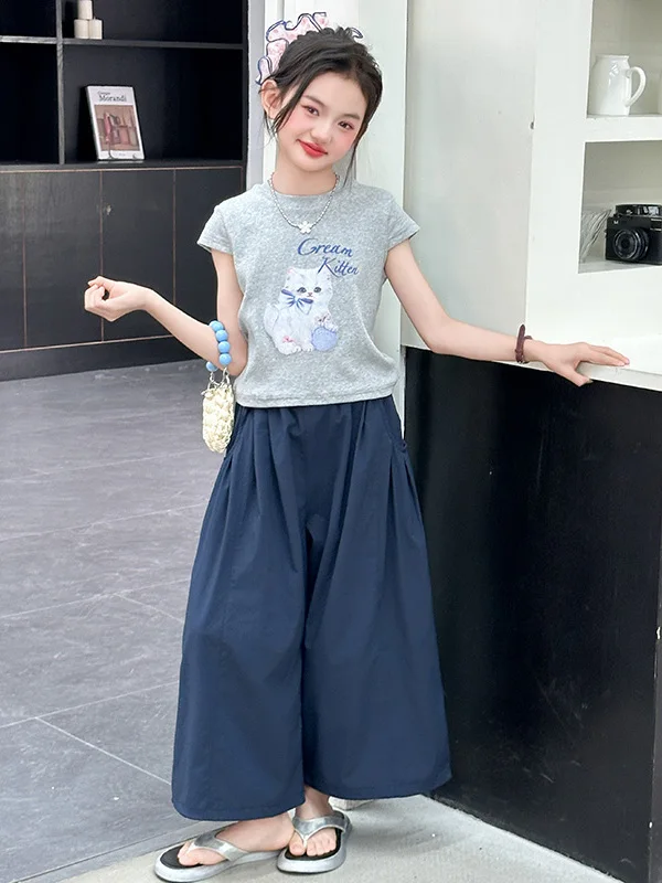 Girls Summer ort Sve T-irt Set Casual Thin Cotton Two-Piece Suit Korean Sle Wide Leg Pants for Young Women
Girls Summer ort Sve T-irt Set Casual Thin Cotton Two-Piece Suit Korean Sle Wide Leg Pants for Young Women
