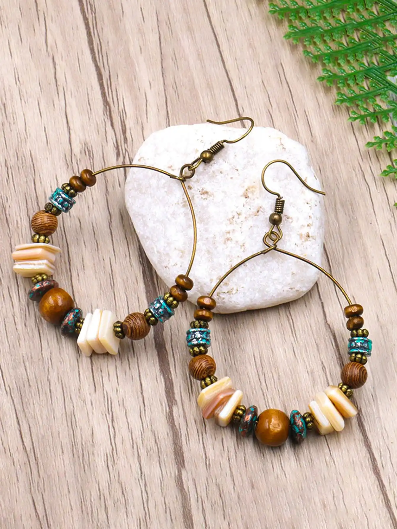2Pcs Bohemian Handmade Beaded Earrings Shell Wooden Bead Hoop Earrings for Women Party
2Pcs Bohemian Handmade Beaded Earrings Shell Wooden Bead Hoop Earrings for Women Party
