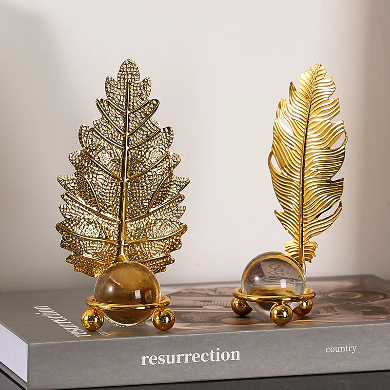 Nordic Light Luxury Leaf Crystal Ball Ornament Home Metal Abstract Craft Hotel Restaurant Art Decoration
Nordic Light Luxury Leaf Crystal Ball Ornament Home Metal Abstract Craft Hotel Restaurant Art Decoration