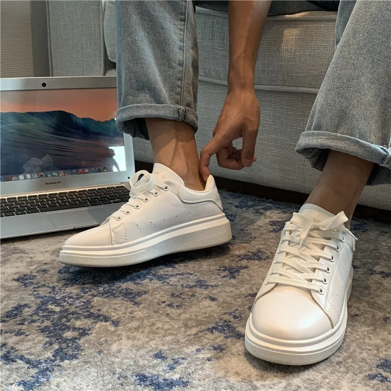 Breathable White Men's Shoes Thin Fashionable Couples Casual Sports Flat Shoes round Toe Rubber Outsole Pure Color PU Upper
Breathable White Men's Shoes Thin Fashionable Couples Casual Sports Flat Shoes round Toe Rubber Outsole Pure Color PU Upper