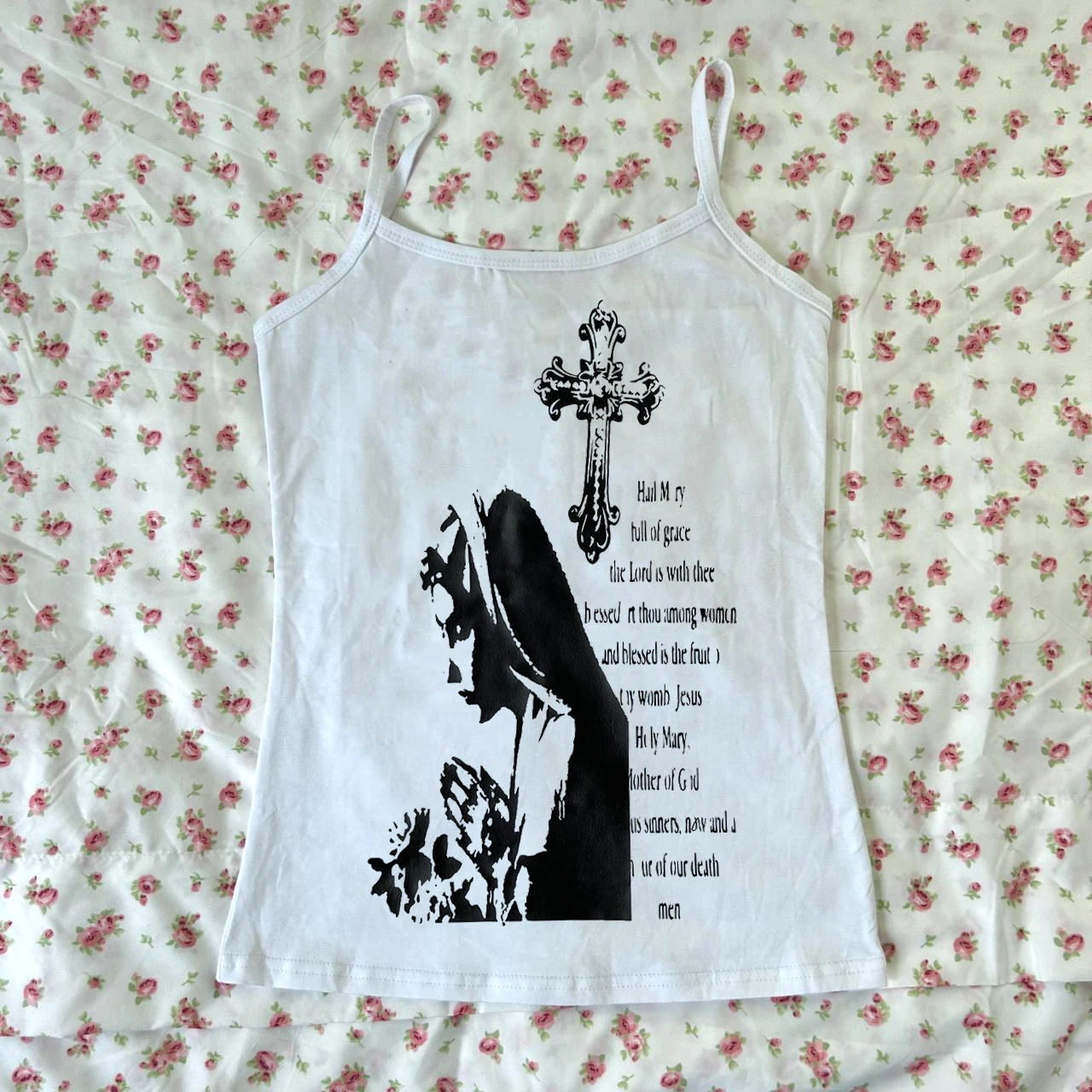 2000s Crop top Punk Goth style pattern Sexy Vest Streetwear Aesthetic Clothing Female Vintage Slim vest Women Y2k Style baby Top
2000s Crop top Punk Goth style pattern Sexy Vest Streetwear Aesthetic Clothing Female Vintage Slim vest Women Y2k Style baby Top