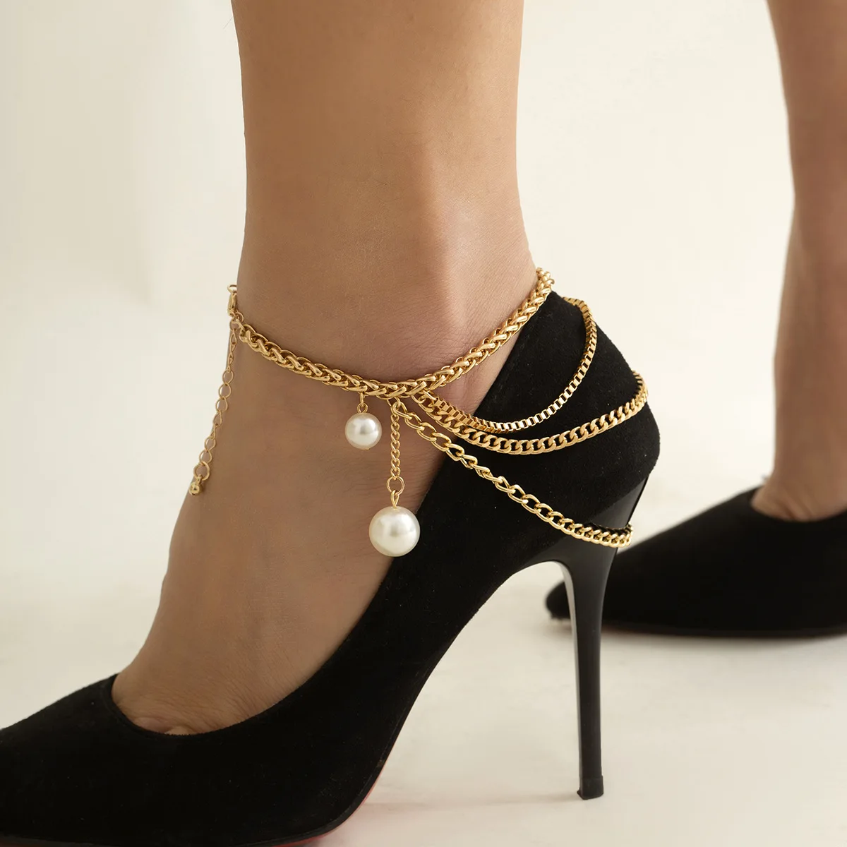 Vintage Imitation Pearl Pendant Anklet Women 2022 Simple Multilayer Gold Color Metal Chain Tassel Anklets Girls Fashion Jewelry
Vintage Imitation Pearl Pendant Anklet Women 2022 Simple Multilayer Gold Color Metal Chain Tassel Anklets Girls Fashion Jewelry
