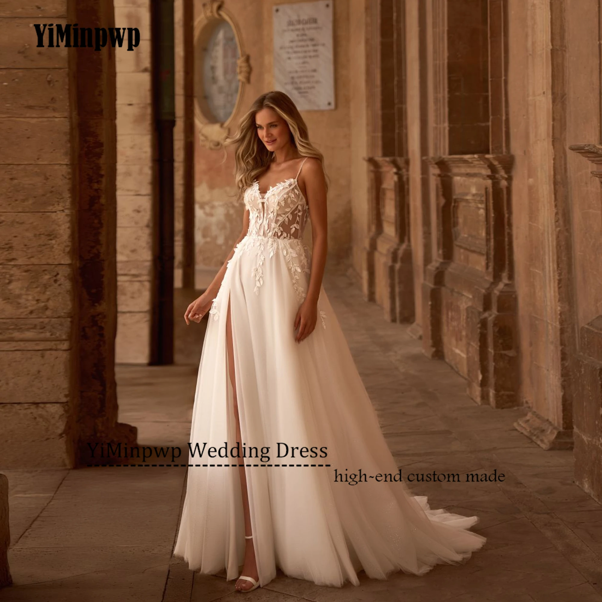 Customized Backless Sparkling Wedding Dress Spaghetti Straps Applique A Line Tulle Romantic Beach Bride Glitter Bridal Gown
Customized Backless Sparkling Wedding Dress Spaghetti Straps Applique A Line Tulle Romantic Beach Bride Glitter Bridal Gown