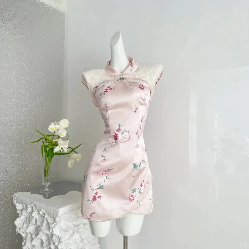 Elegant Floral Print Lace Patchwork High-Waist Mandarin Collar Dresses Women Slim Fit Decor Party Wear Dresses on Clearance Sale
Elegant Floral Print Lace Patchwork High-Waist Mandarin Collar Dresses Women Slim Fit Decor Party Wear Dresses on Clearance Sale