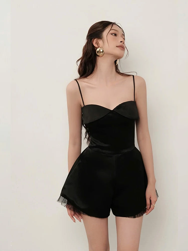 Black Mesh Splice Strap Jumpsuit Women's Summer High Waist Short Pants Luxury Fashion Slimming Straight Cut High Quality
Black Mesh Splice Strap Jumpsuit Women's Summer High Waist Short Pants Luxury Fashion Slimming Straight Cut High Quality