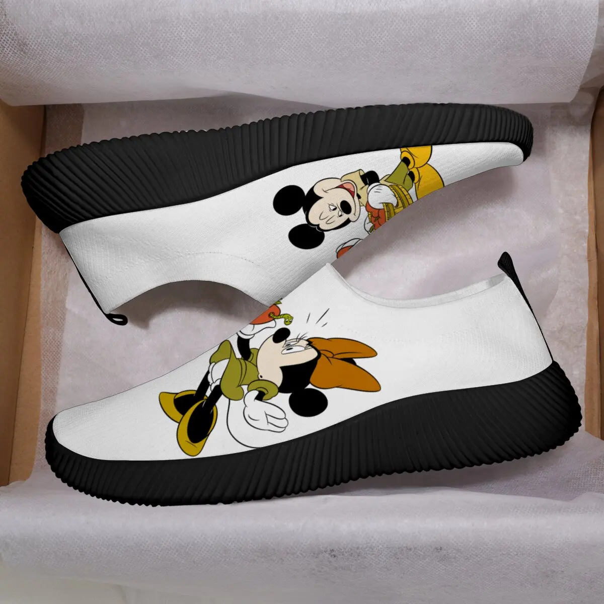 Новые модные женские кроссовки-слипоны с принтом Микки Мауса, вязаные, на плоской подошве, повседневные, спортивные, на шнуровке
Новые модные женские кроссовки-слипоны с принтом Микки Мауса, вязаные, на плоской подошве, повседневные, спортивные, на шнуровке