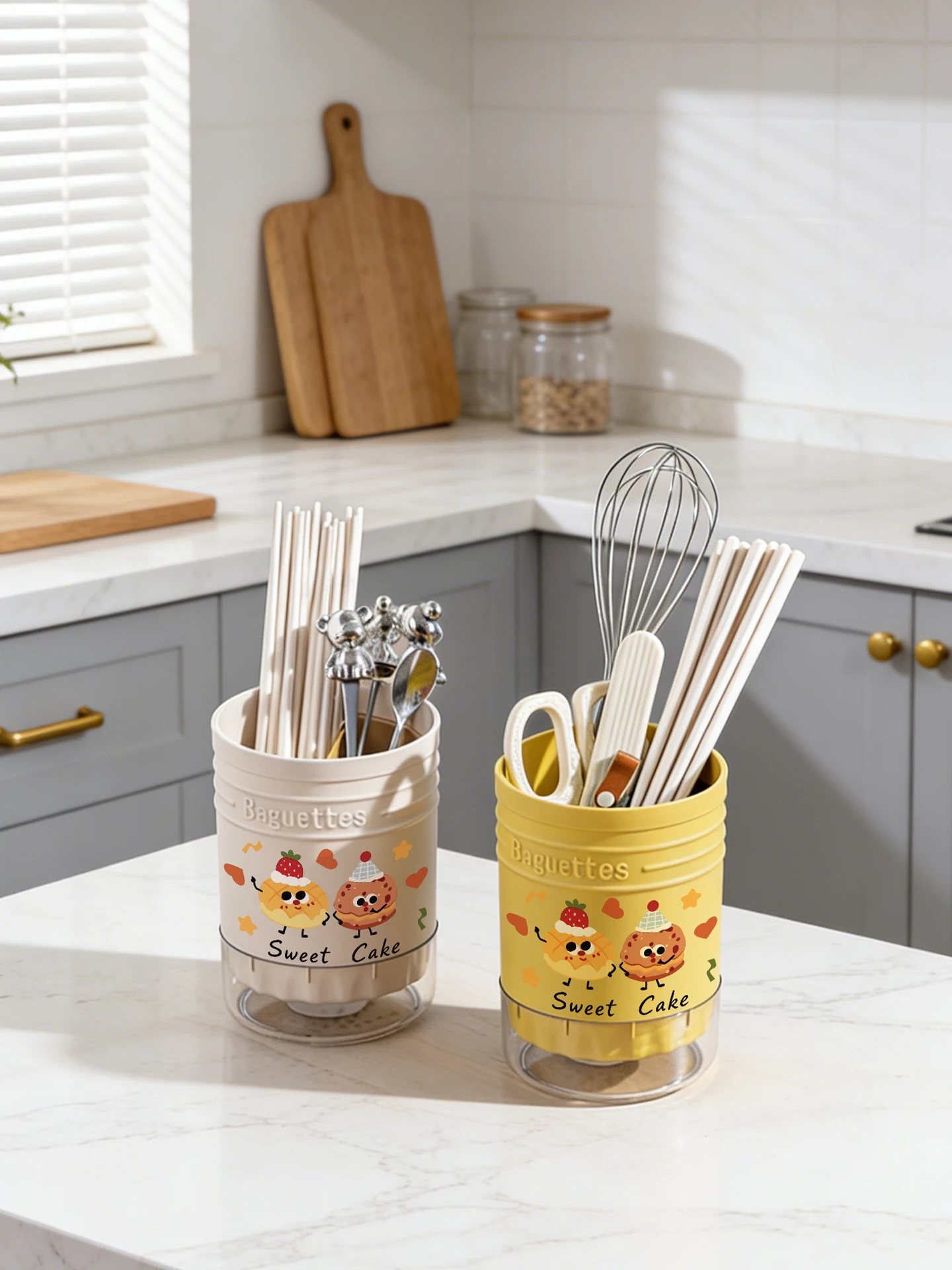 Kitchen Bamboo Spoon Storage Box Drainable Spoon Holder Home Use round Shape Single Layer Cartoon Element Utensils Organizer
Kitchen Bamboo Spoon Storage Box Drainable Spoon Holder Home Use round Shape Single Layer Cartoon Element Utensils Organizer